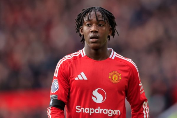 英媒：20岁中场梅努念念踢宇宙杯，热刺已就签约可能和曼联进行讲和