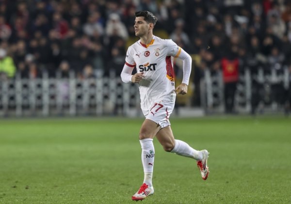 迪马：科莫但愿完成莫拉塔的来去，接下来的几个小时至关伏击