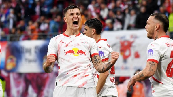 阿斯：拉爵盛开钱袋为曼联锋线换血，若签塞斯科插足将达2.35亿欧