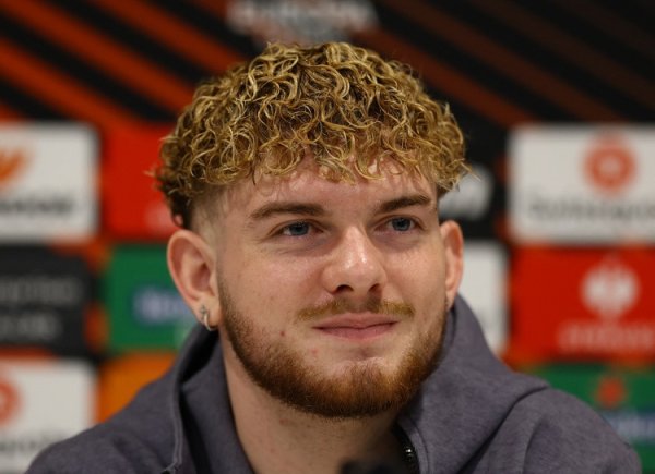 利物浦回声报: 埃利奥特与莱比锡正在就潜在的转会进行谈判