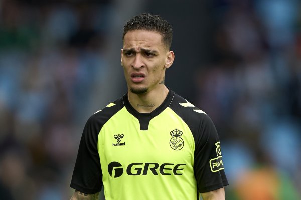 马卡：贝蒂斯为安东尼保留了7号球衣和一个非欧盟球员限额