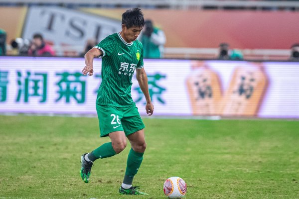 媒体东谈主：柏杨一首发国安的运势又好转了 一分钟没补时太友好了