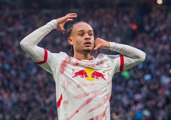 记者：西蒙斯的转会交游行将敲定，但他不会是热刺今夏临了一签