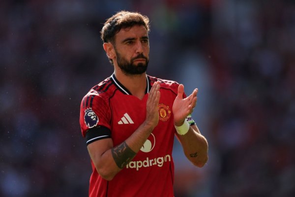 B费在英超联赛如故打进63粒进球，跨越贝克汉姆的62粒