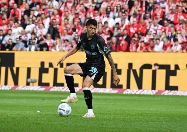 记者：勒沃库森很可能留住帕拉西奥斯，有报价也必须跳动5000万欧