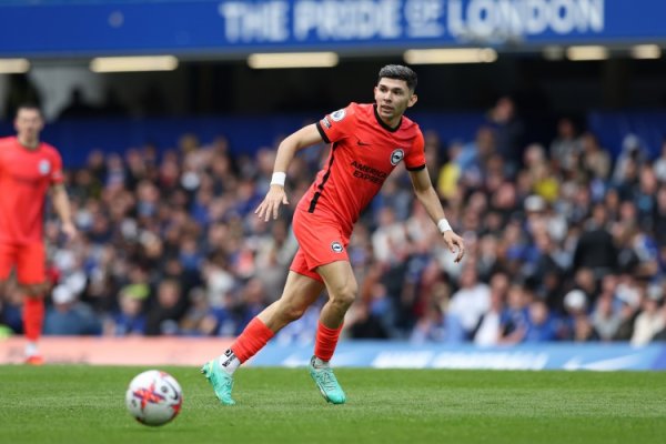 罗马诺：恩西索正在经受出奇体检，他几个月前曾严重受伤