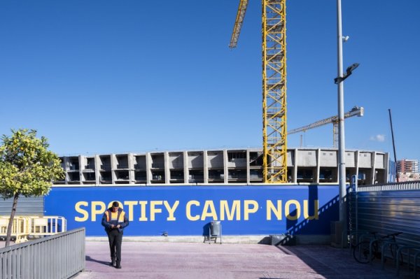 塞尔：巴萨因合同义务需尽快重返诺坎普，不然会影响缓助收入