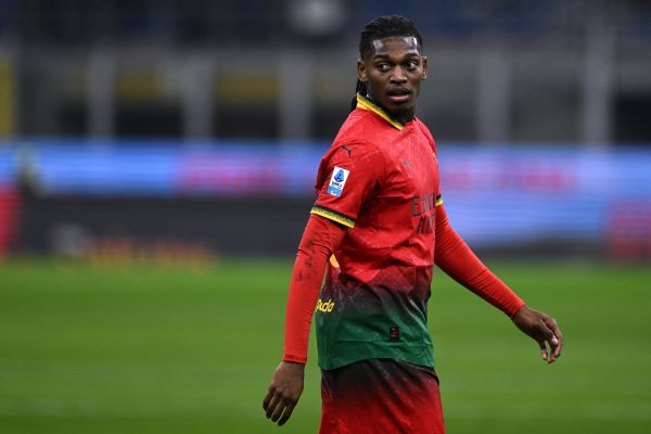 迪马：莱奥瞻望下周复出，S-希门尼斯和普利西奇瞻望周末搭档锋线