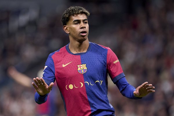 亚马尔谈诞辰派对争议：他们试图以多样时势抹黑我，这很真谛