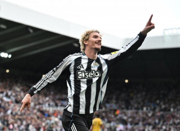 电讯报：纽卡需要明晰沃尔特马德何如接球，并确保有球员与他配合