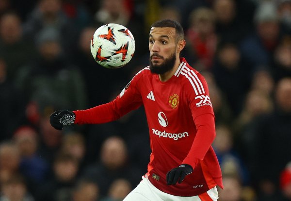 阿莫林：马兹拉维将缺战布伦特福德，海外比赛日前他不会回来