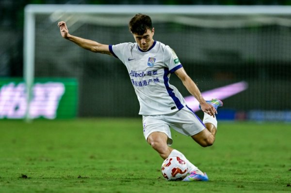 津媒：孙铭谦或许很难在亚初赛中登场 巴顿展望康复期恐将稀奇3周