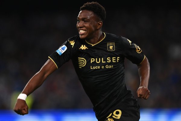 记者：很缺憾米兰今夏莫得签阿哈诺，2000万欧买年青天才透彻值得