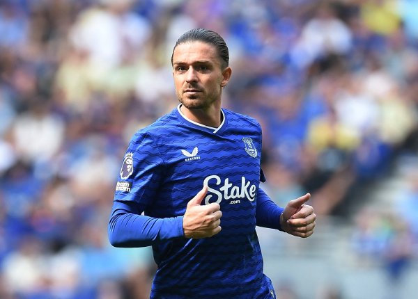 格拉利什：感谢教练中场休息的伙同 我合计全场最好是亚当-沃顿