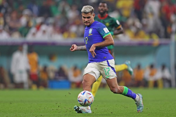 漂泊途中窗户翻脸！巴媒：吉马良斯、乔林顿与巴西队汇合行程受阻