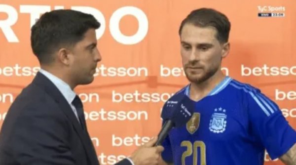 麦卡：半场时队友们嘲谑我能不可进3个，终末尝试了但没进