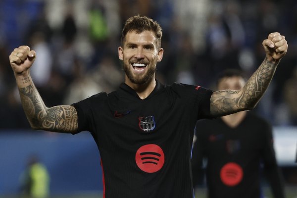 前球员：伊尼戈对这支巴萨至关缺陷，要是给他两年左券就不会离开