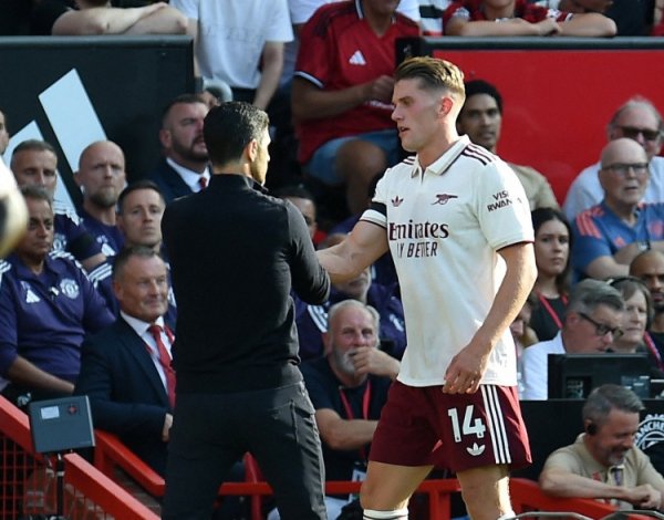 塔帅: 约克雷斯此前仅仅枯竭进球, 他的逼抢和控球齐尽头出色