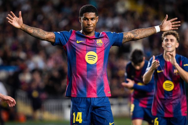 本赛季欧冠共4东说念主平直参与5球：凯恩、拉什福德、戈登+姆巴佩