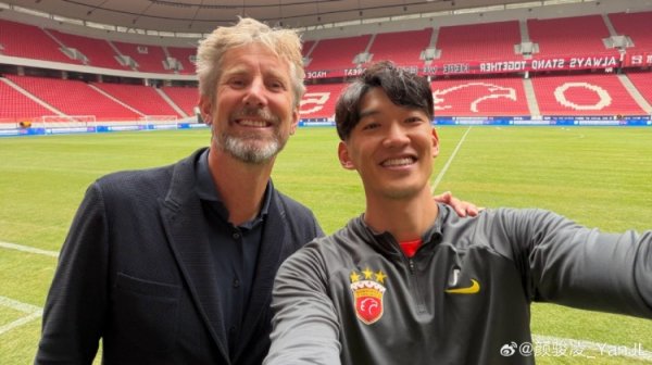 颜骏凌：向范德萨寻求了34岁时的劝诫 我和他交换了关系姿首