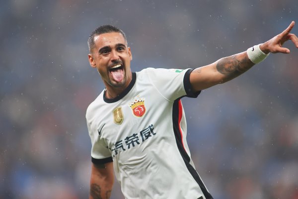 沪媒：海港末轮拿1分即可收场中超三连冠，很昭着上风很大