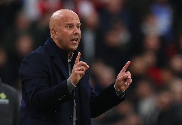 电讯报：利物浦废弃上赛季夺冠威望令东谈主概括，多位新援施展造反