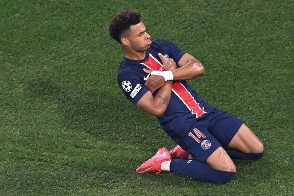 16球16助5冠！阿斯：20岁杜埃将得到2025金童奖！打败居莱尔等东谈主