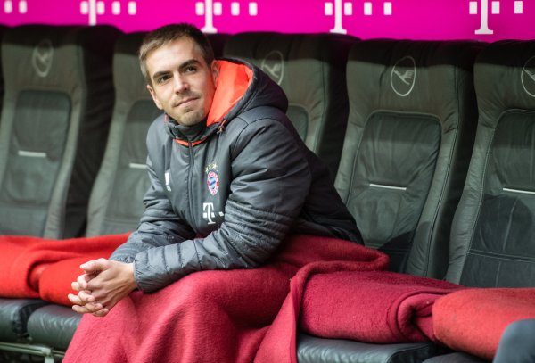 拉姆：凯恩正在拜仁劝诱王座，穆西亚拉总结将考验如今的明确体系