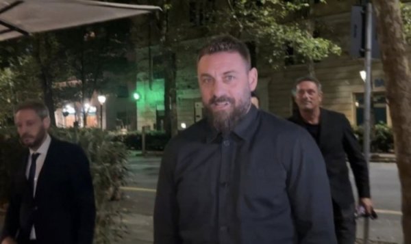 迪马济奥：德罗西照旧抵达热那亚，本周四得当签约成为球队新主帅