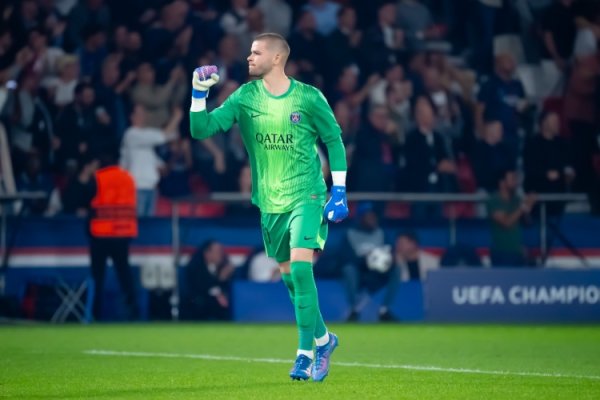 门将证据：两个丢球是因为恩里克的计谋，舍瓦利耶的心情也不褂讪