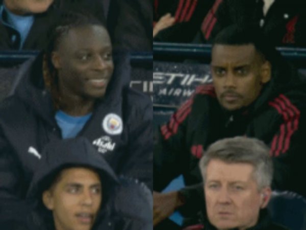 悲喜两重天...伊萨克闲坐替补席眉头紧锁，多库笑着接收全场掌声