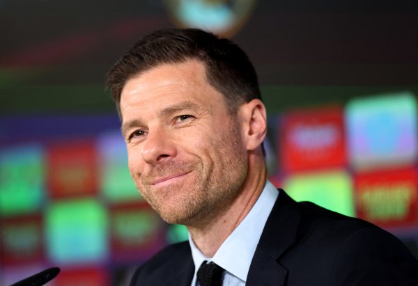 不会下课！罗马诺：阿隆索未收到任何干于行将被皇马解任的奉告