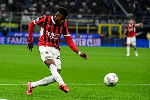 埃默森：在米兰被驳倒比C罗多但齐是负面，若留队不会是正确选拔