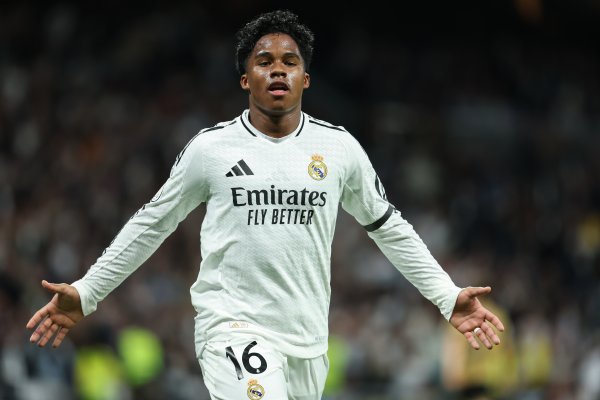 队报：里昂冬窗但愿租赁引进恩德里克，福法纳和莫顿将留队到明夏